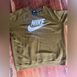 Nike dark green crewneck